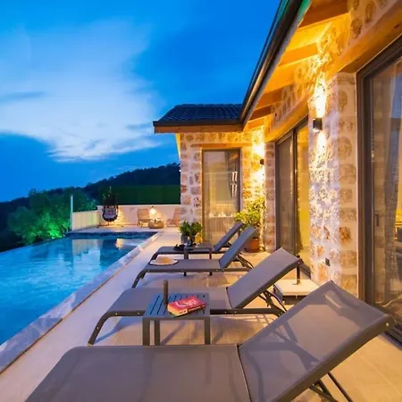 Kontes / Kalkan Hotel 4*