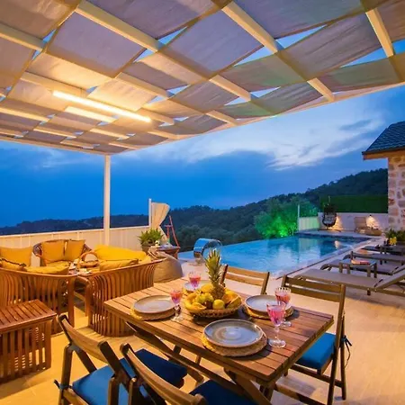 Kontes / Kalkan Hotel 4*
