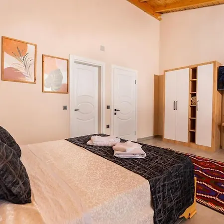 Hotel Kontes / Kalkan